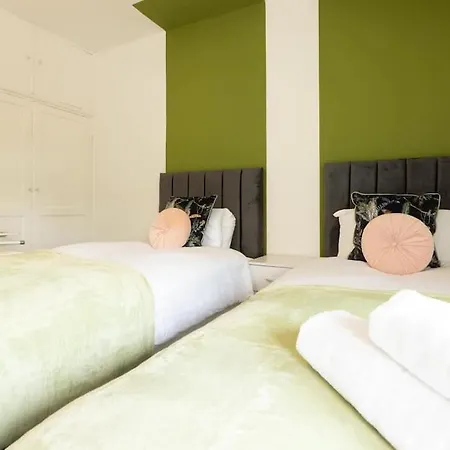 Origin - Close 2 City-centre, Shops, Netflix Leeds (West Yorkshire)