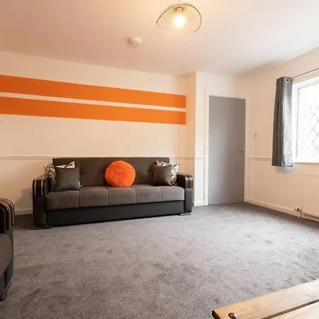 Origin - Close 2 City-centre, Shops, Netflix *