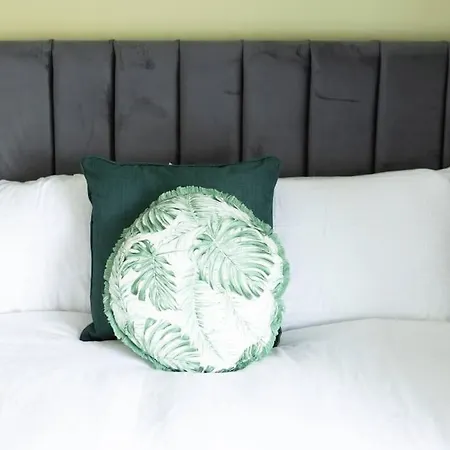 Apartment Origin - Close 2 City-centre, Shops, Netflix *